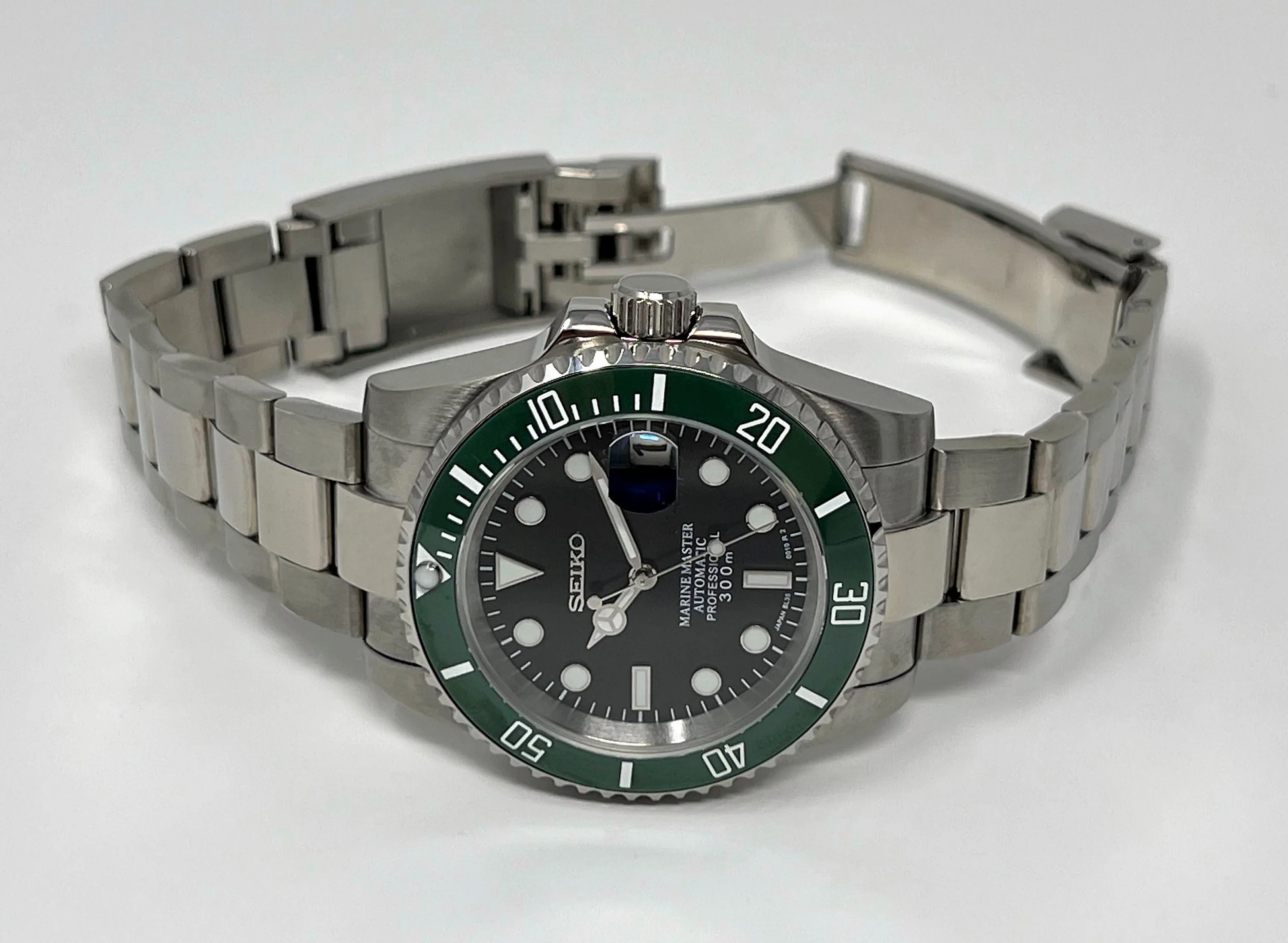 Emerald Starbucks Sub - Image 4