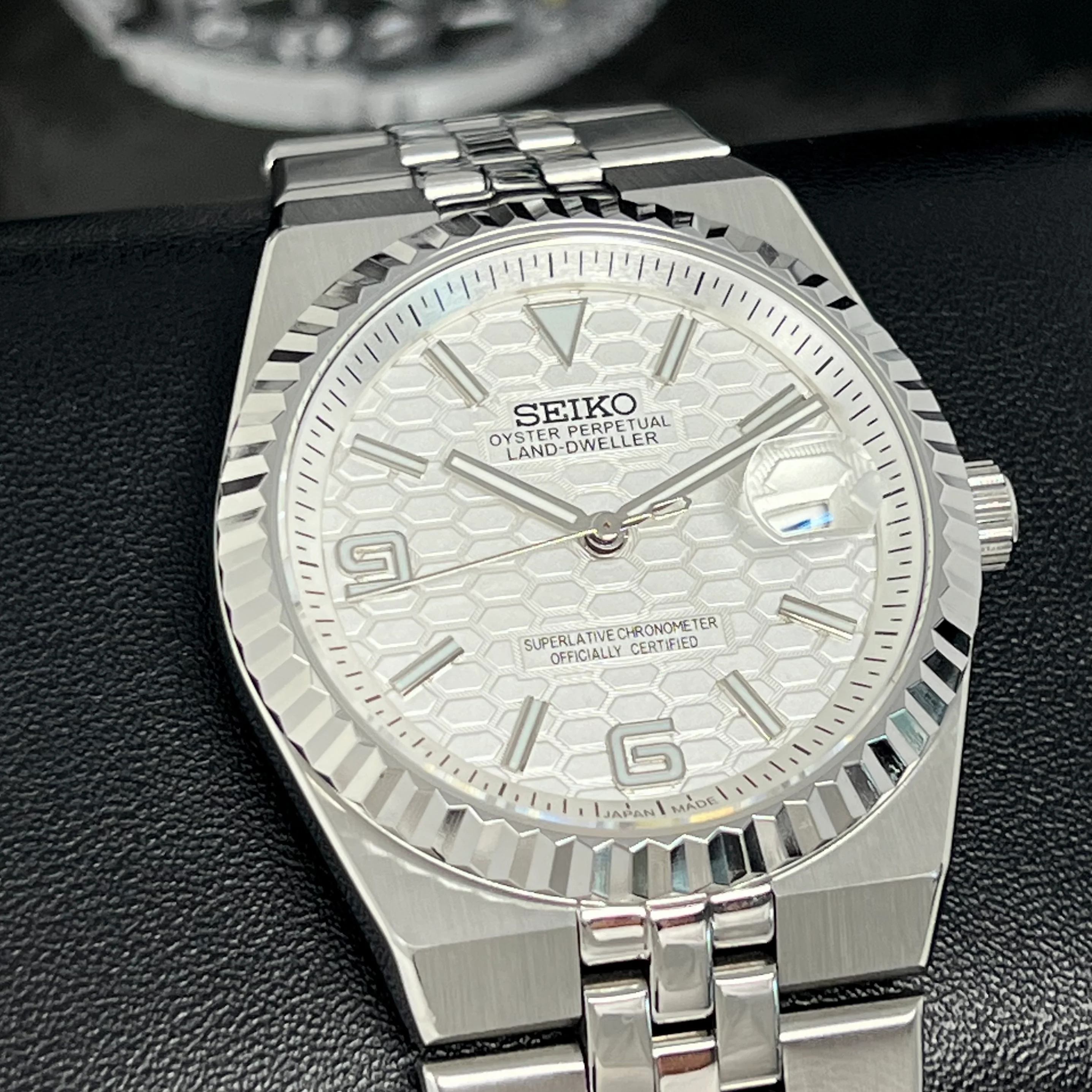Land Mod | White Dial - Image 3