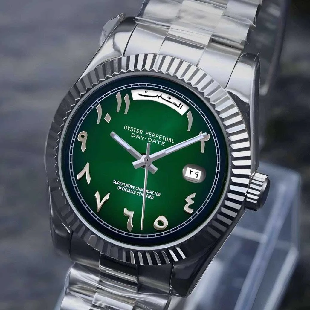 Day Date | Forest Green Arabic