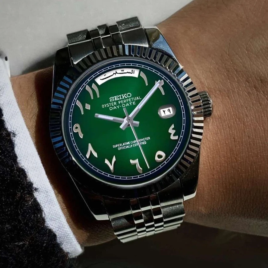 Day Date | Forest Green Arabic - Image 4