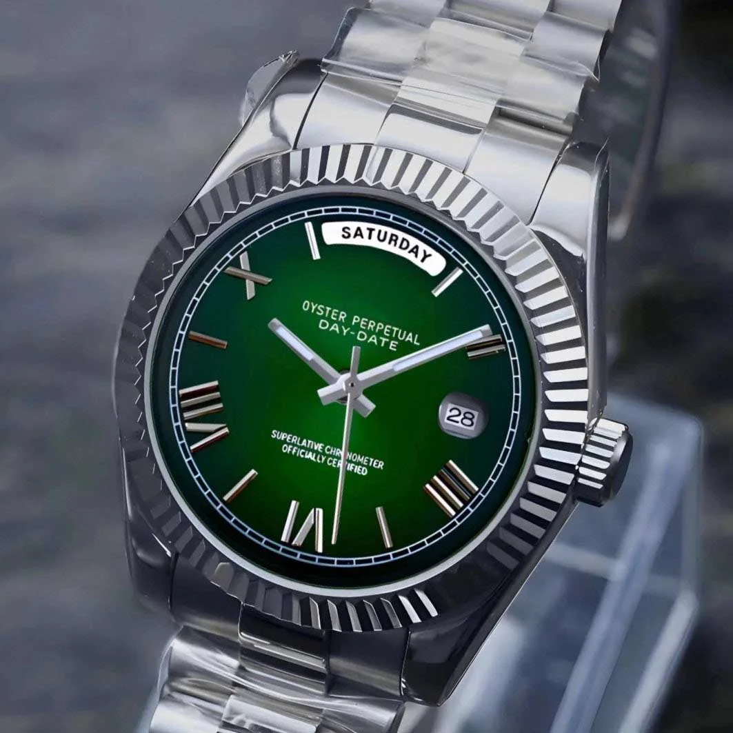 Day Date | Forest Green