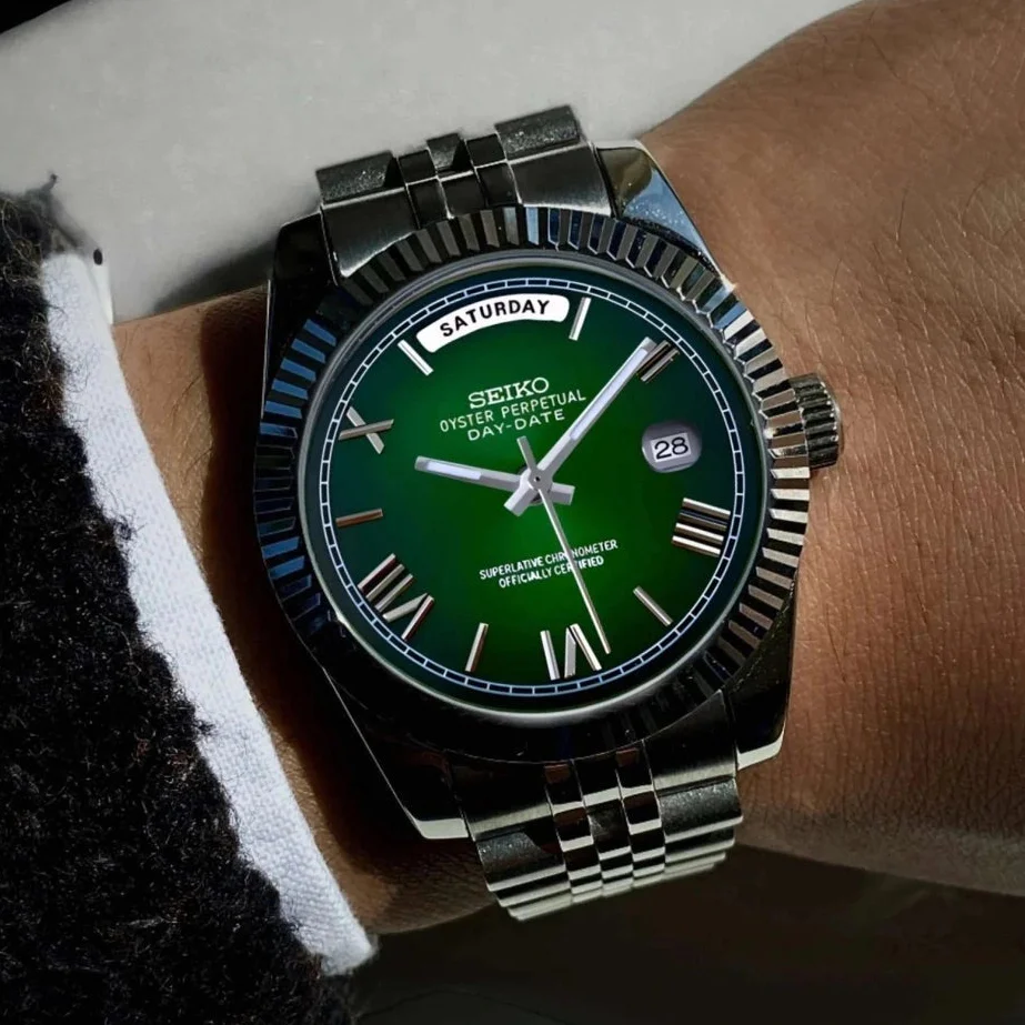 Day Date | Forest Green - Image 4
