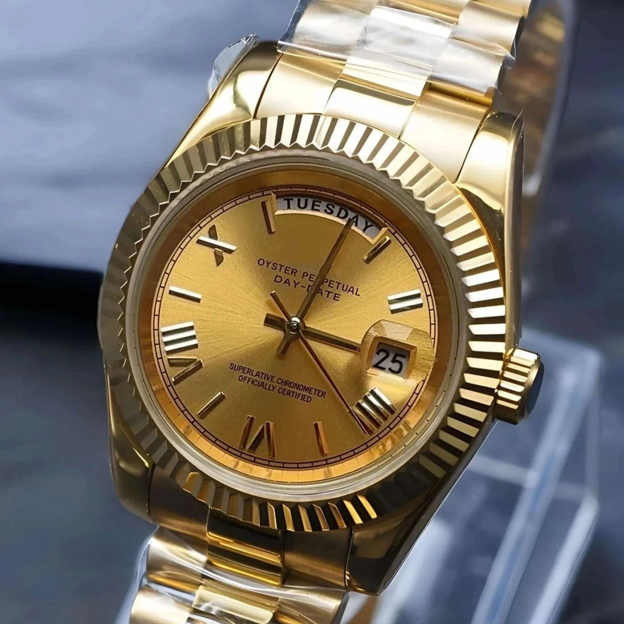 Day Date | Gold Roman Numeral