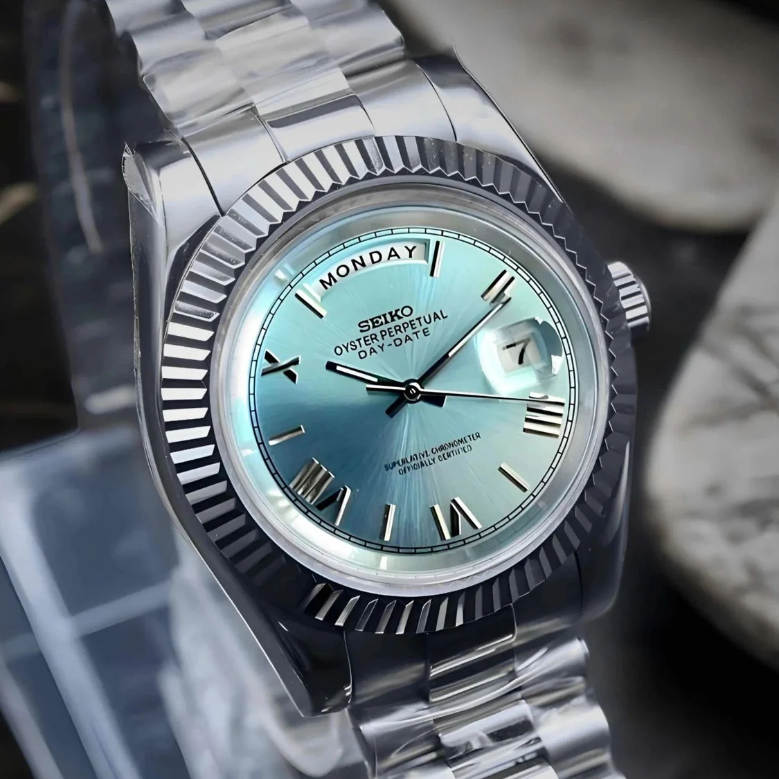 Day Date | Ice Blue Roman Numeral - Image 3