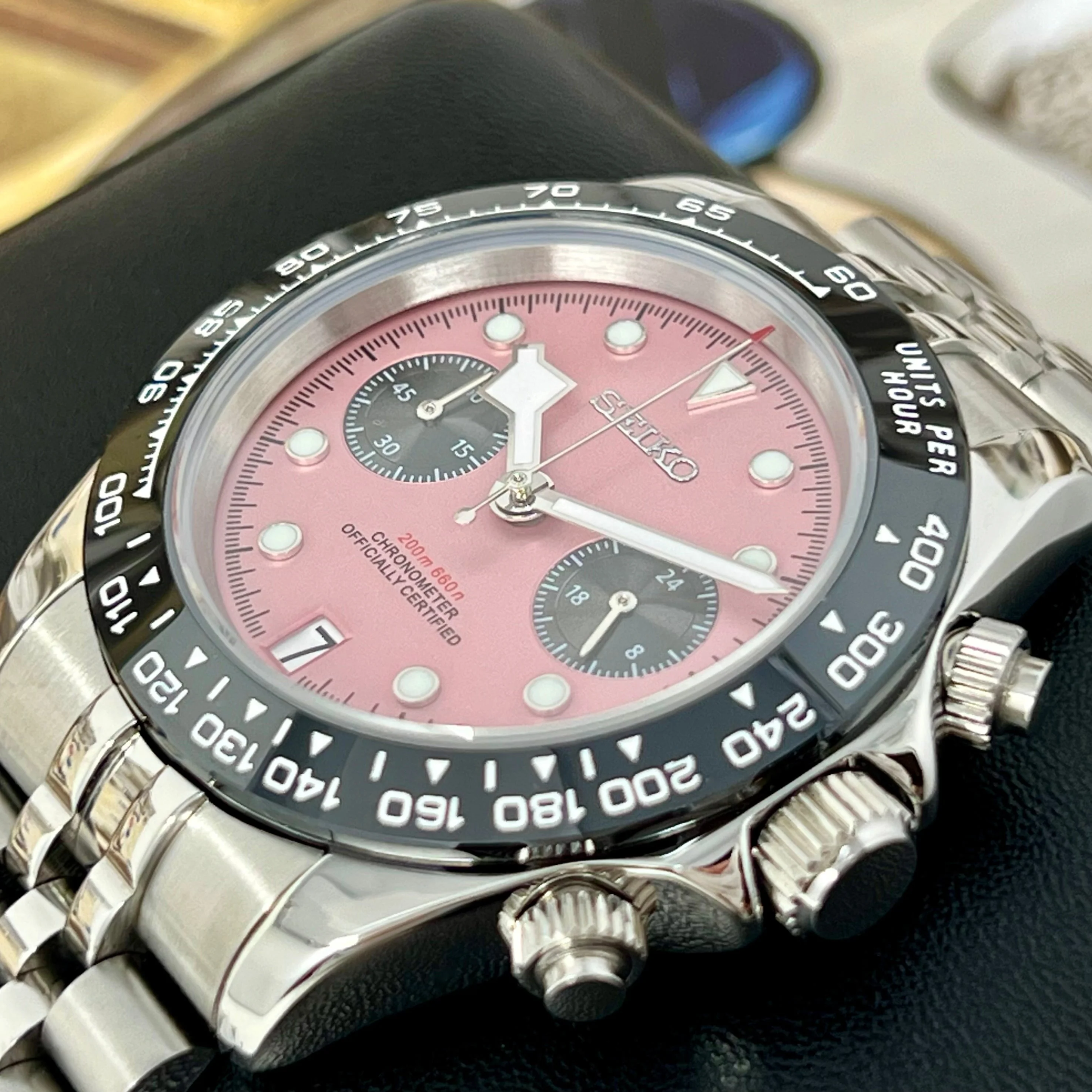 BB Pink Chronograph - Image 4
