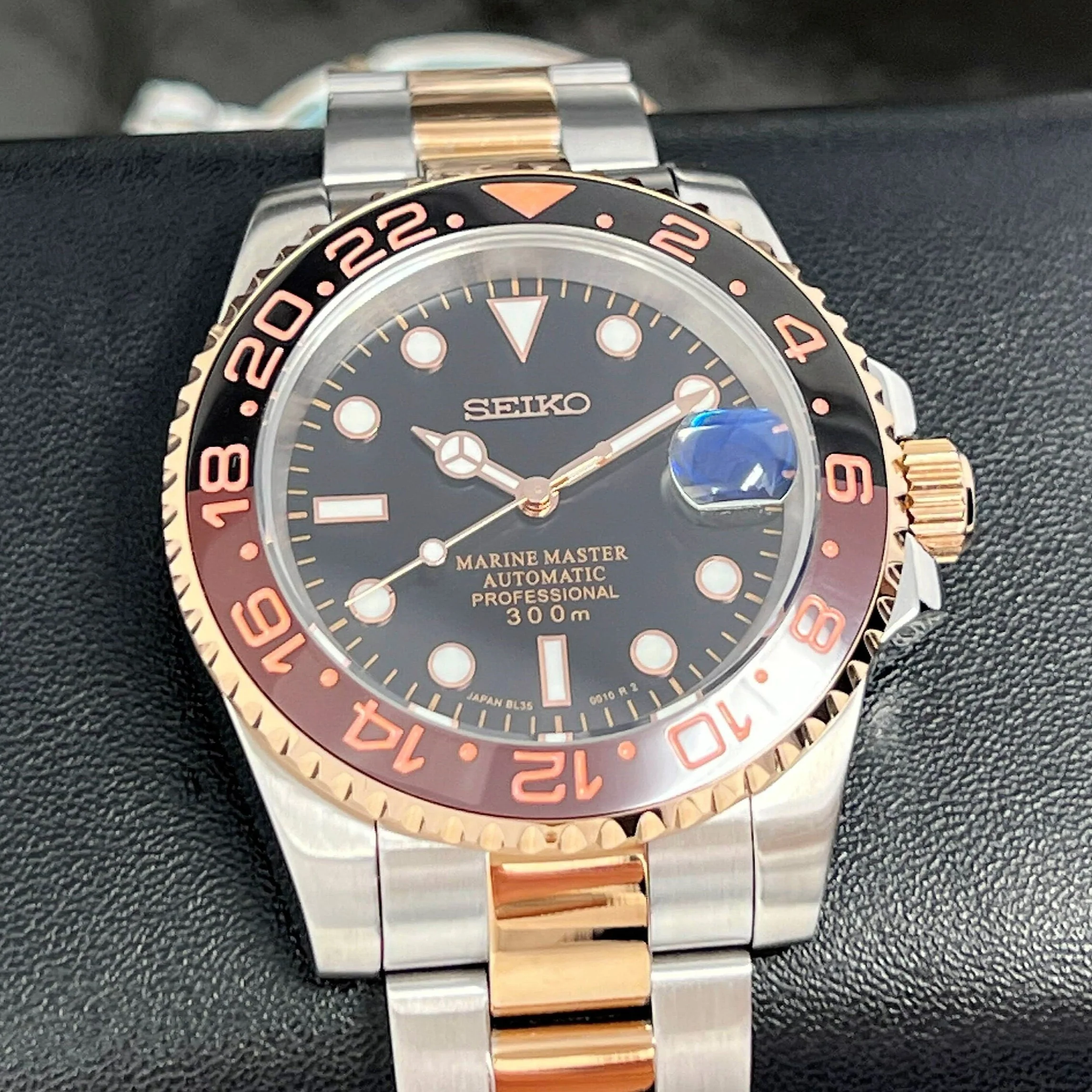 Rootbeer GMT Two Tone - Image 4