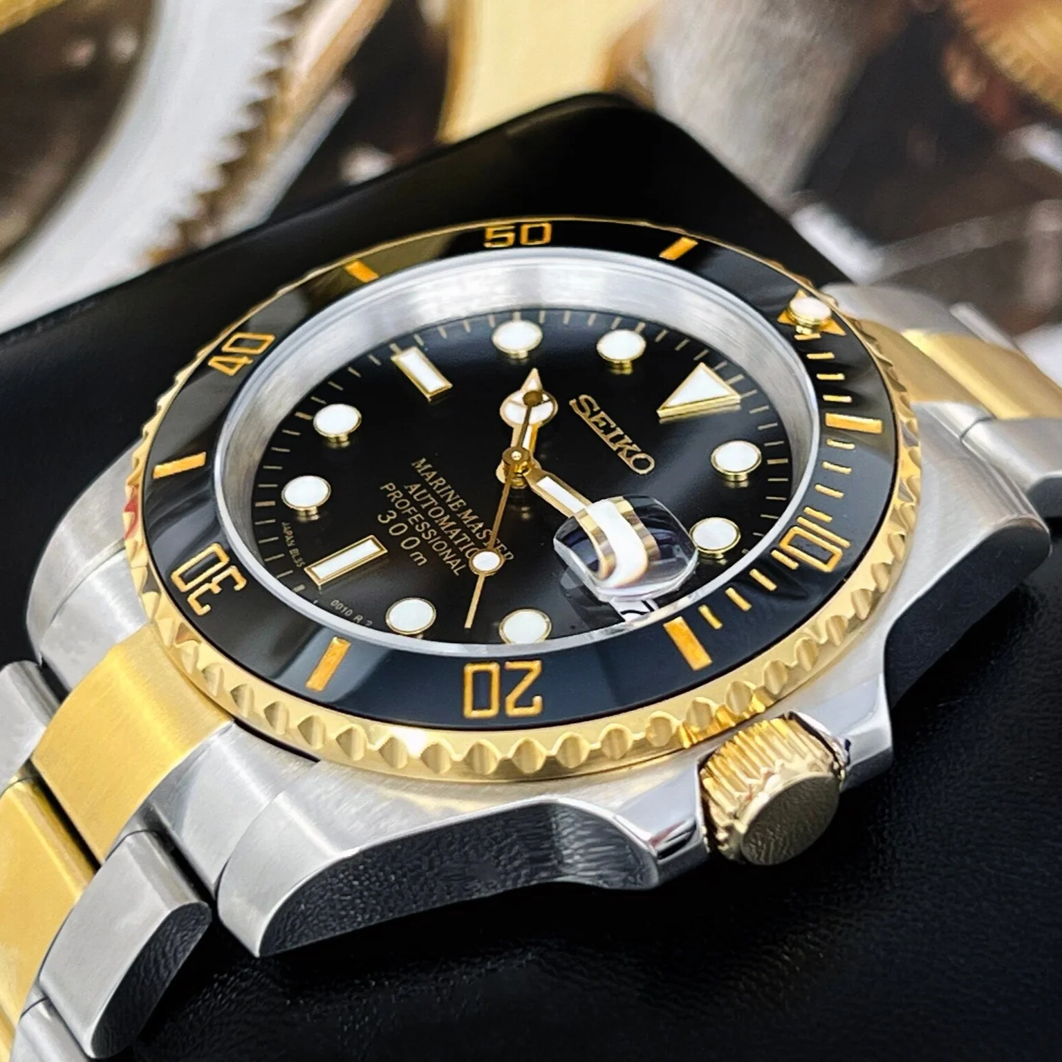 Gold Black Sub - Image 3