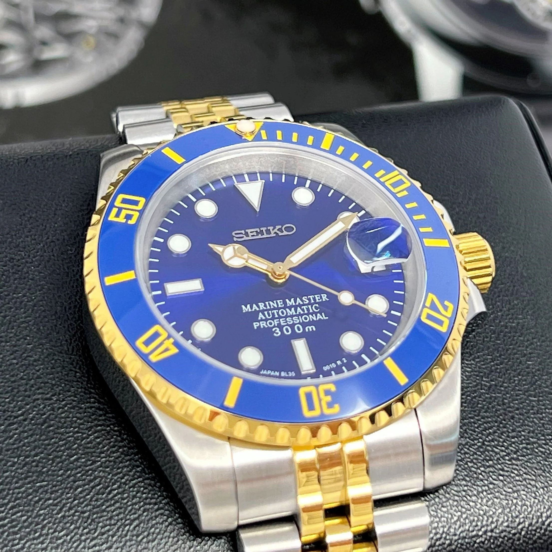 Sunburst Bluesy Two Tone - Image 3