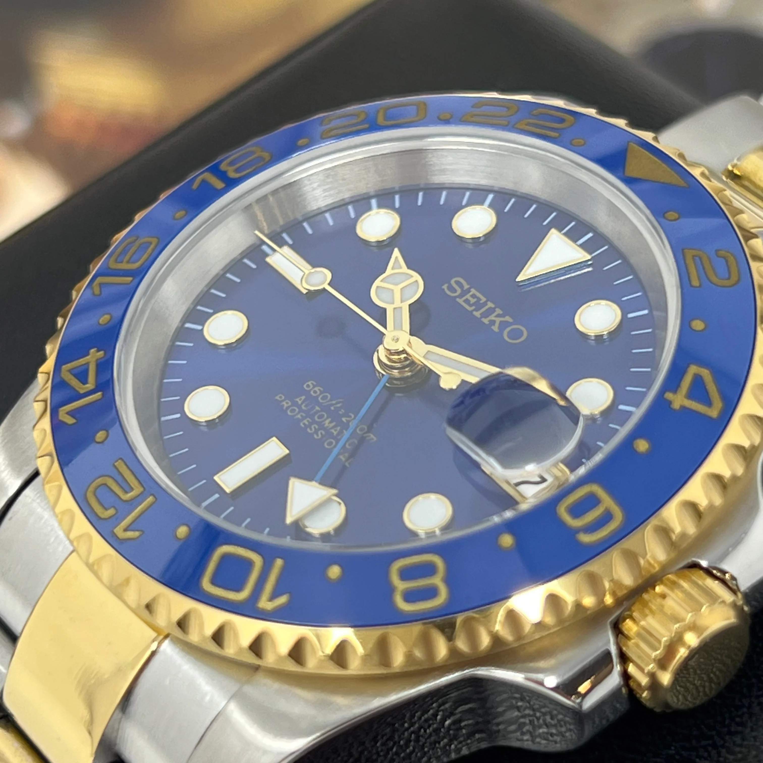 Bluesy GMT Two Tone - Image 5