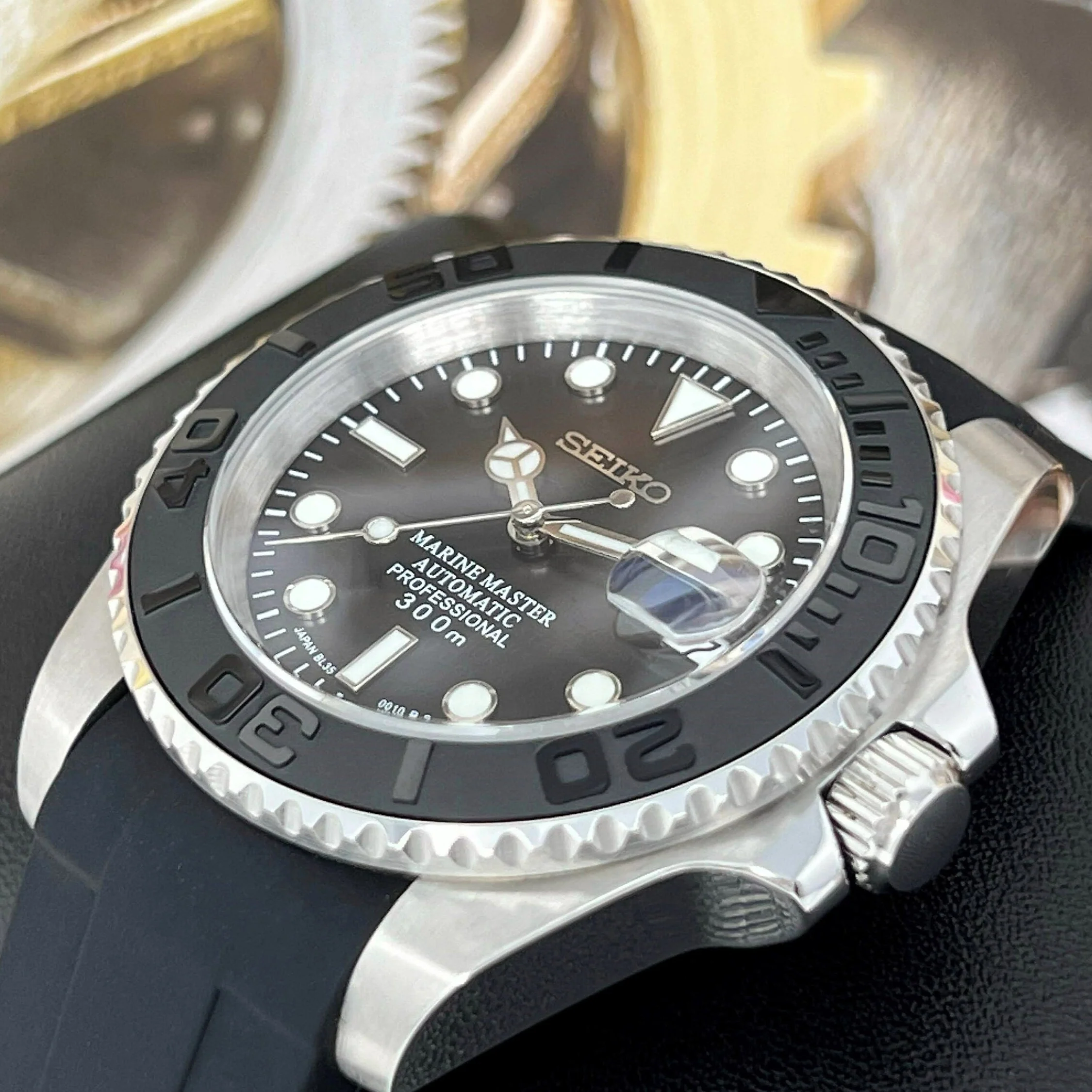 Yacht Steel on Rubber - Image 3