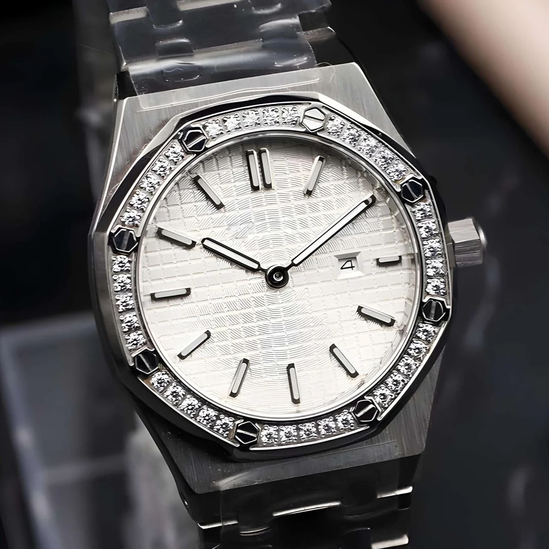 Ladies Seikoak Luxury Ice White Watch | 34mm - Image 3