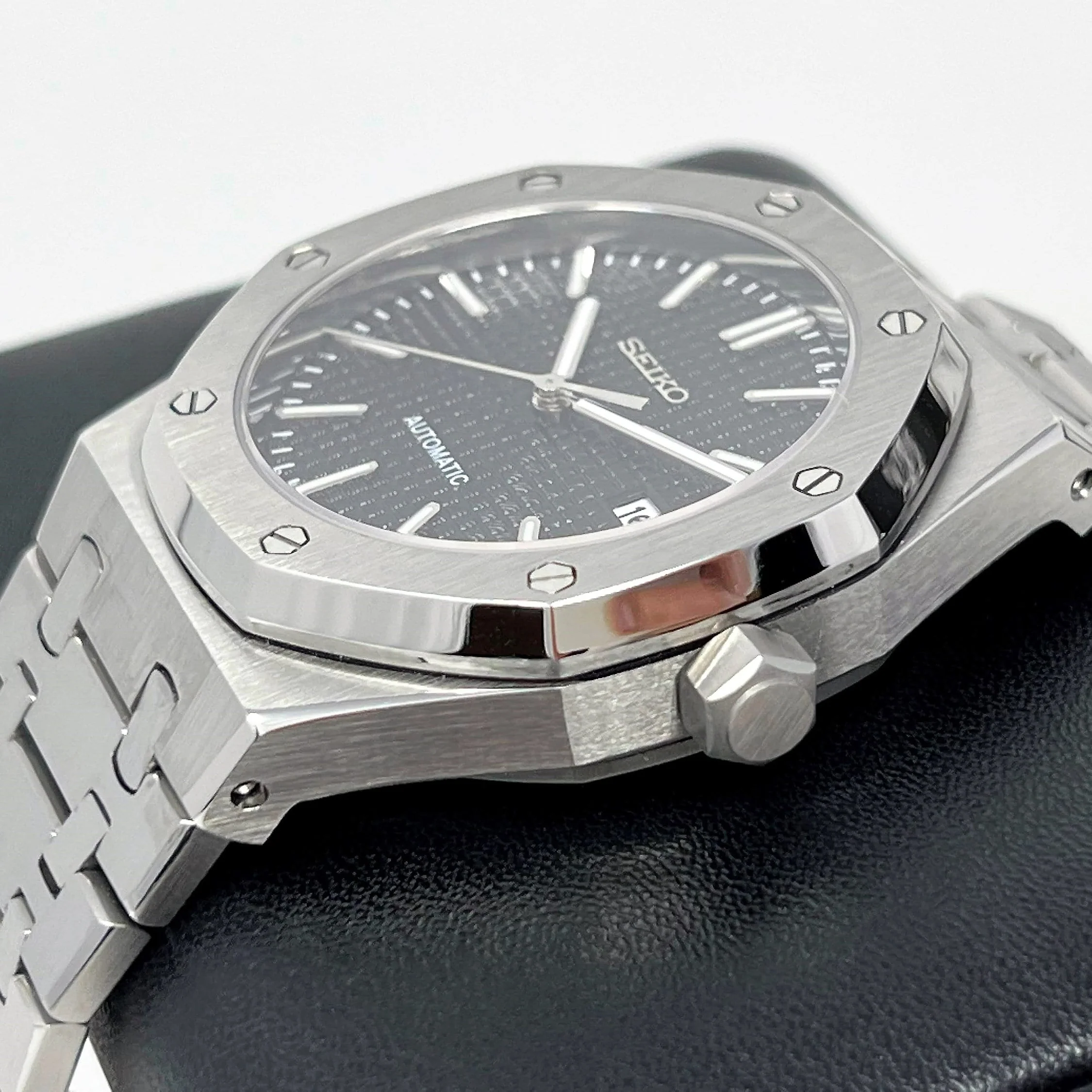 Seikoak Luxury Black - Image 4