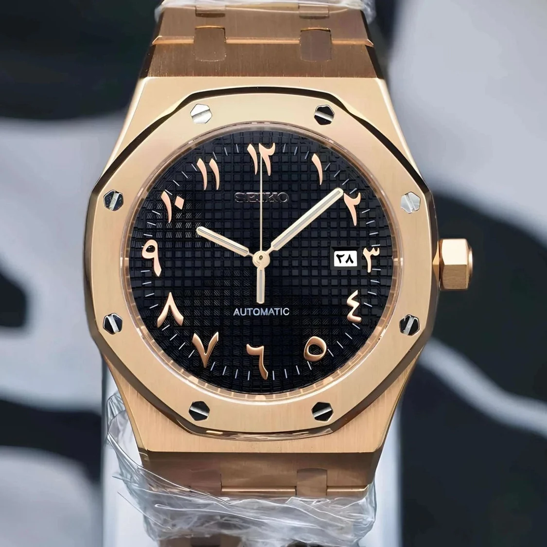 Seikoak Rose Gold Black Arabic - Image 2