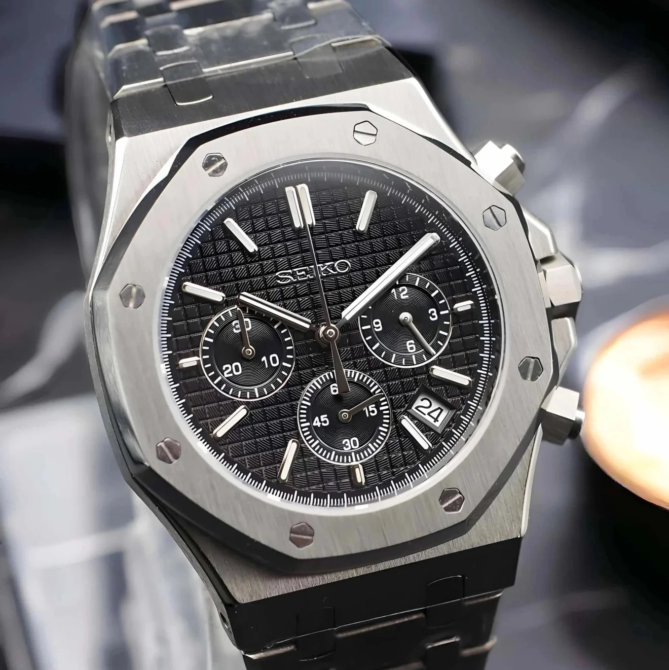 Seikoak Luxury Black Chronograph - Image 3