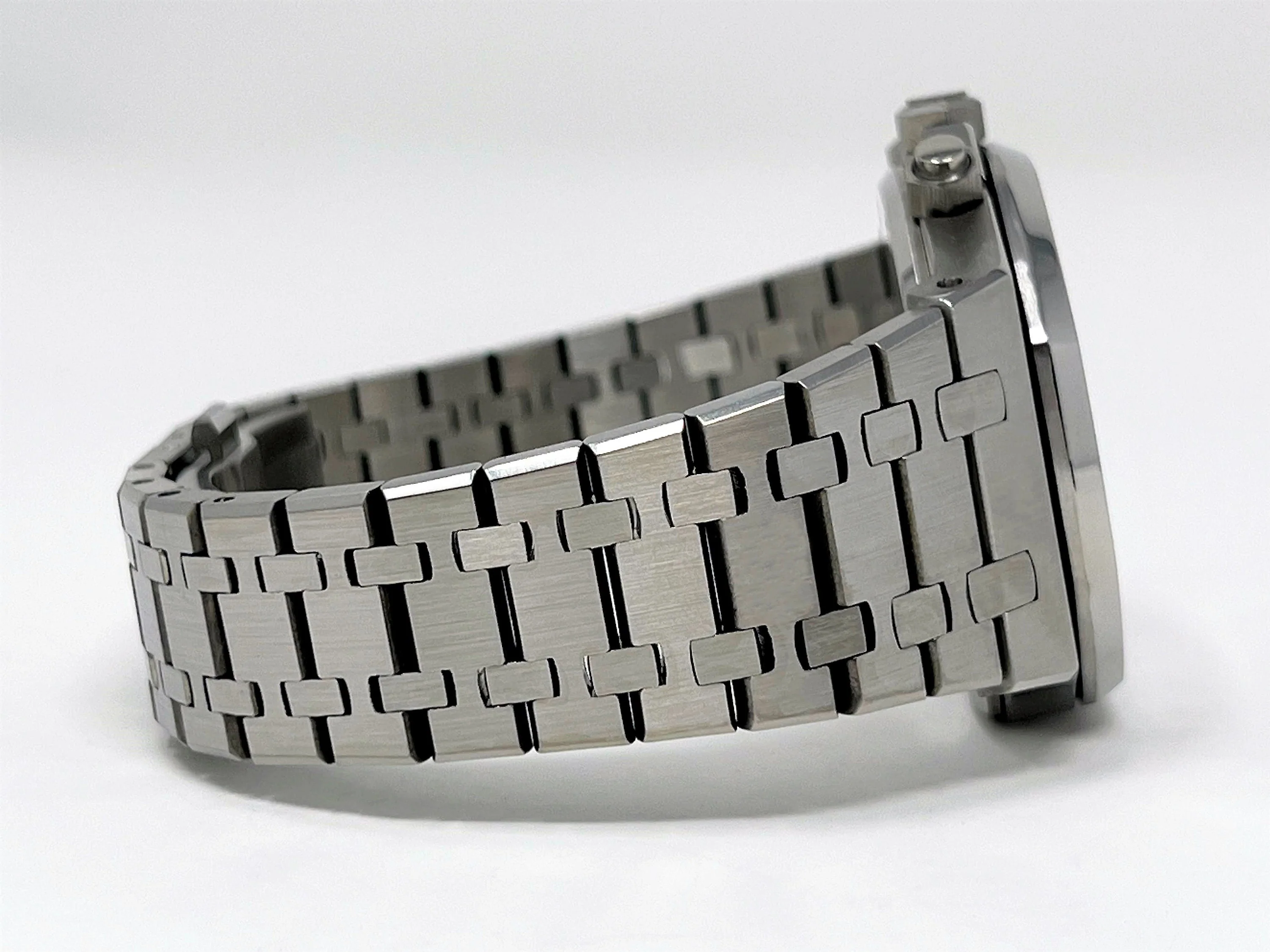 Seikoak Panda Chronograph - Image 6