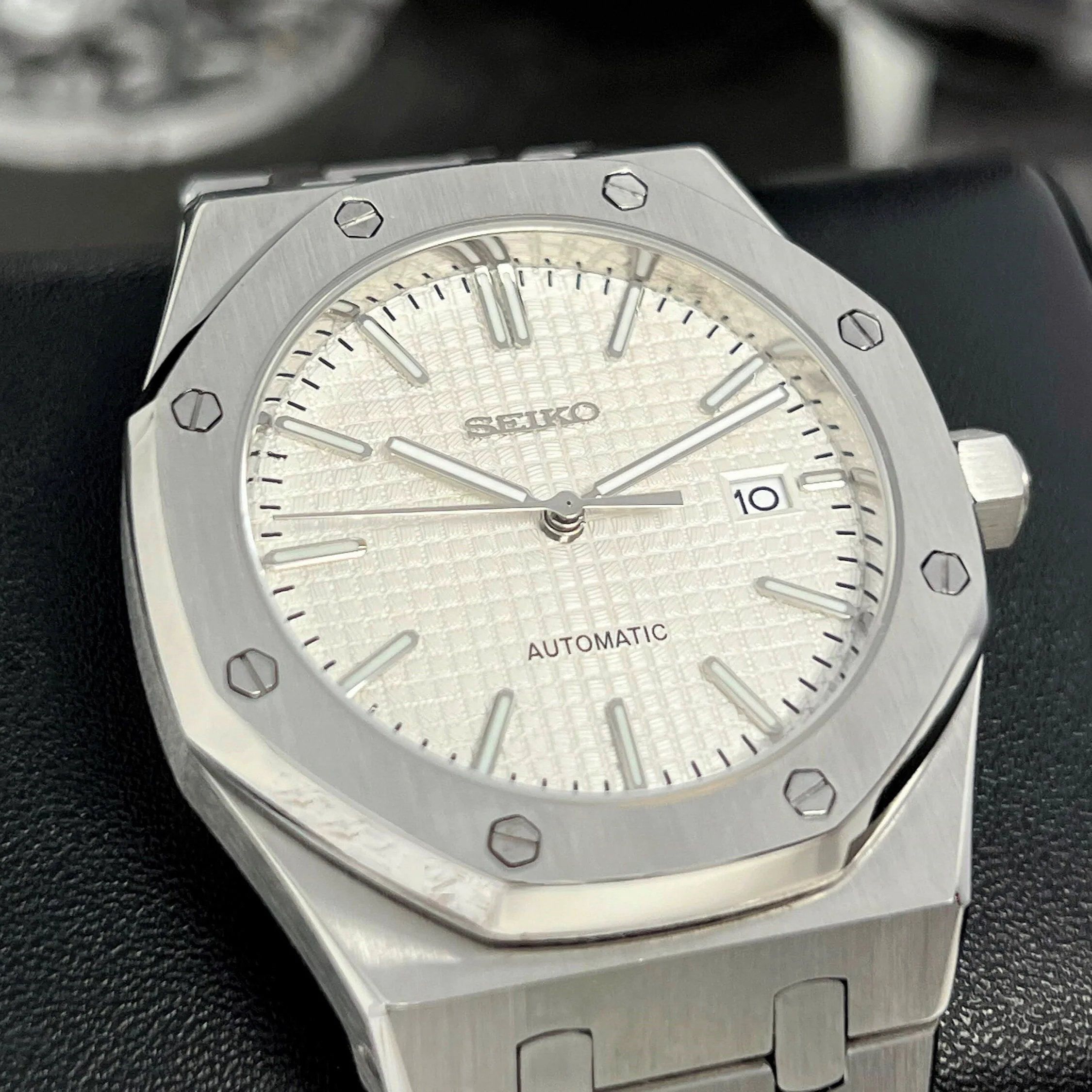 Seikoak Luxury White - Image 7