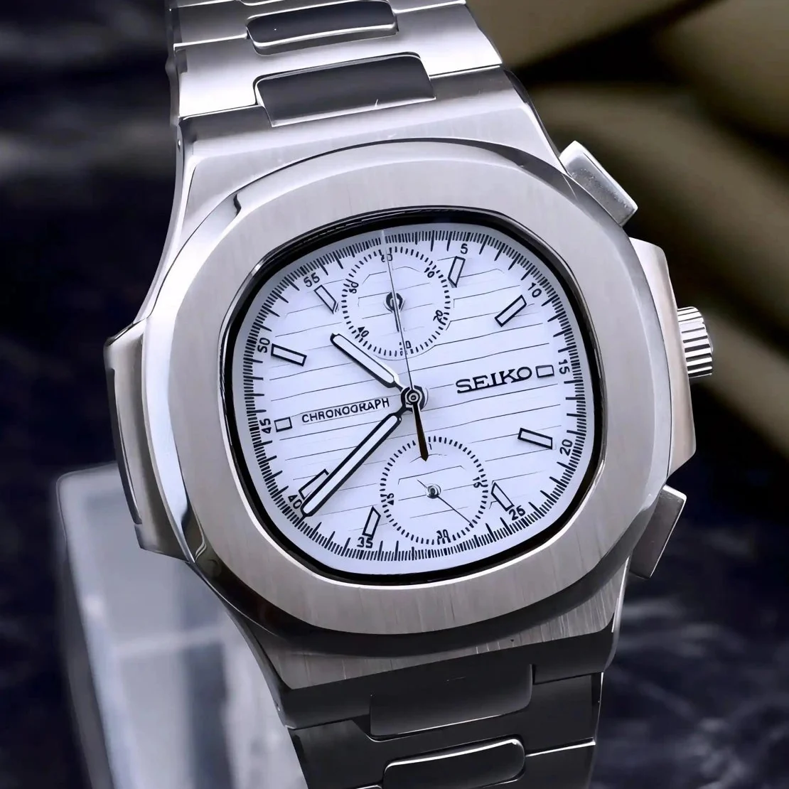 Seikonaut White Chronograph - Image 2