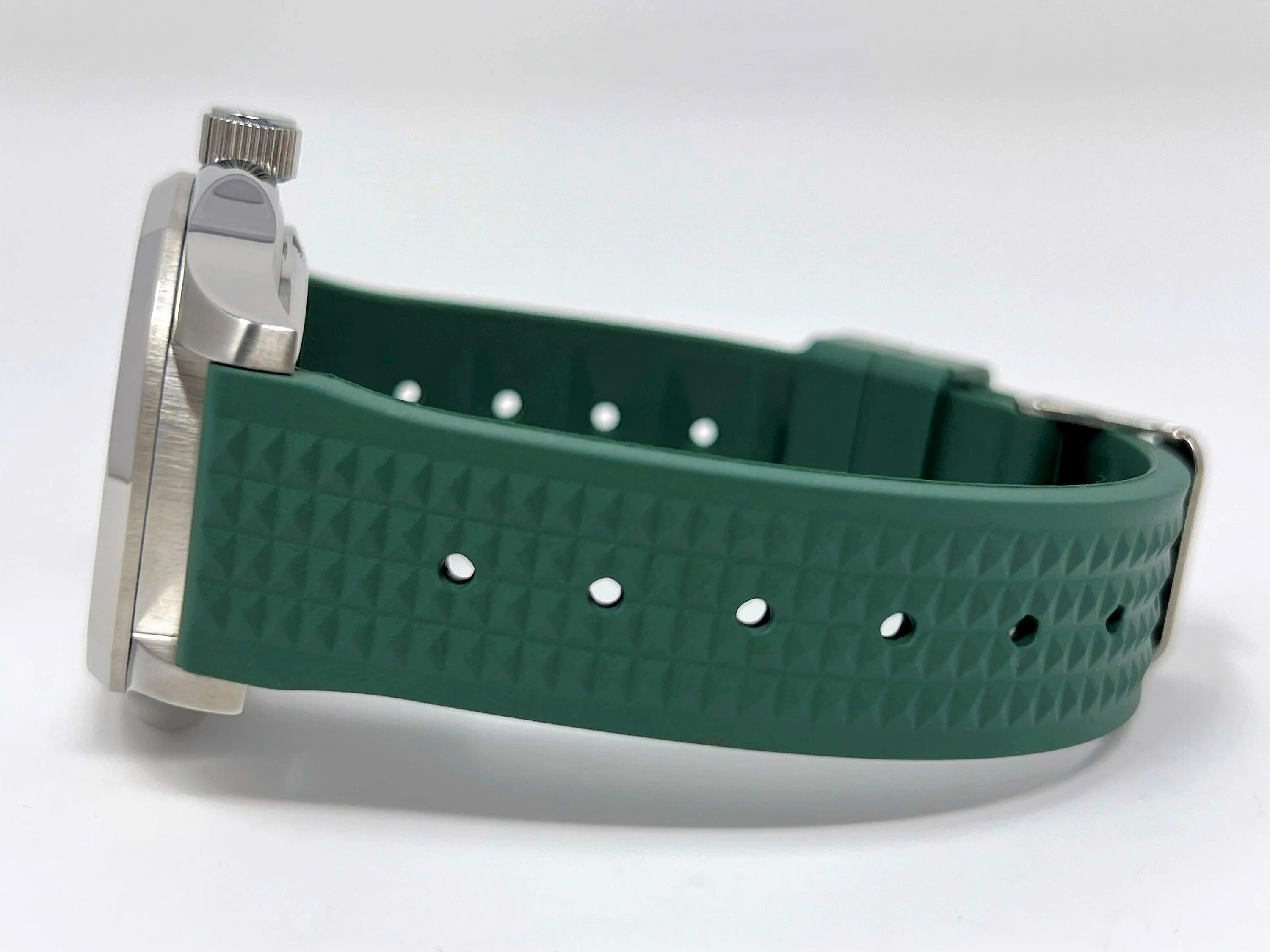 Seikonaut Green on Rubber - Image 5
