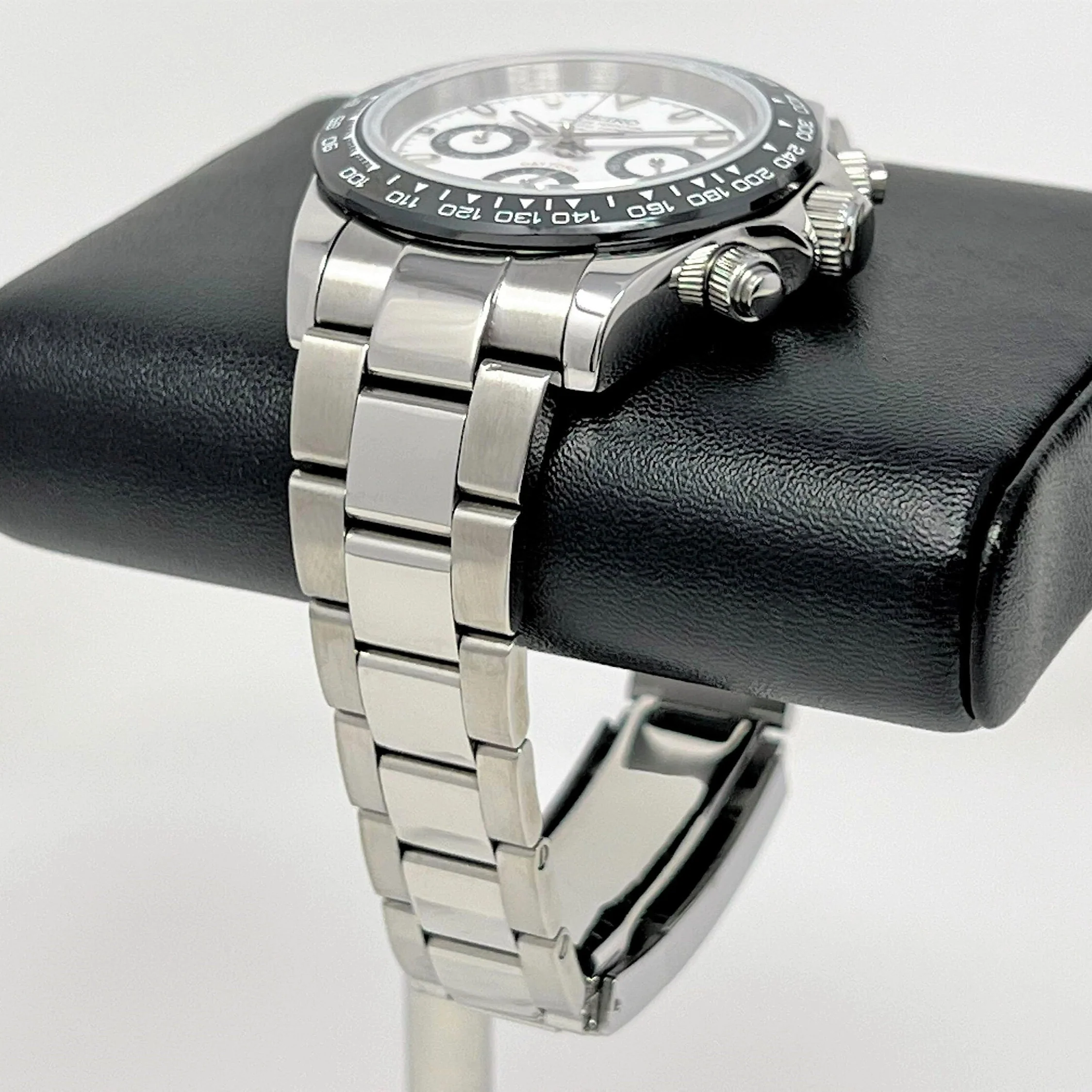 Seiktona Panda Chronograph - Image 5